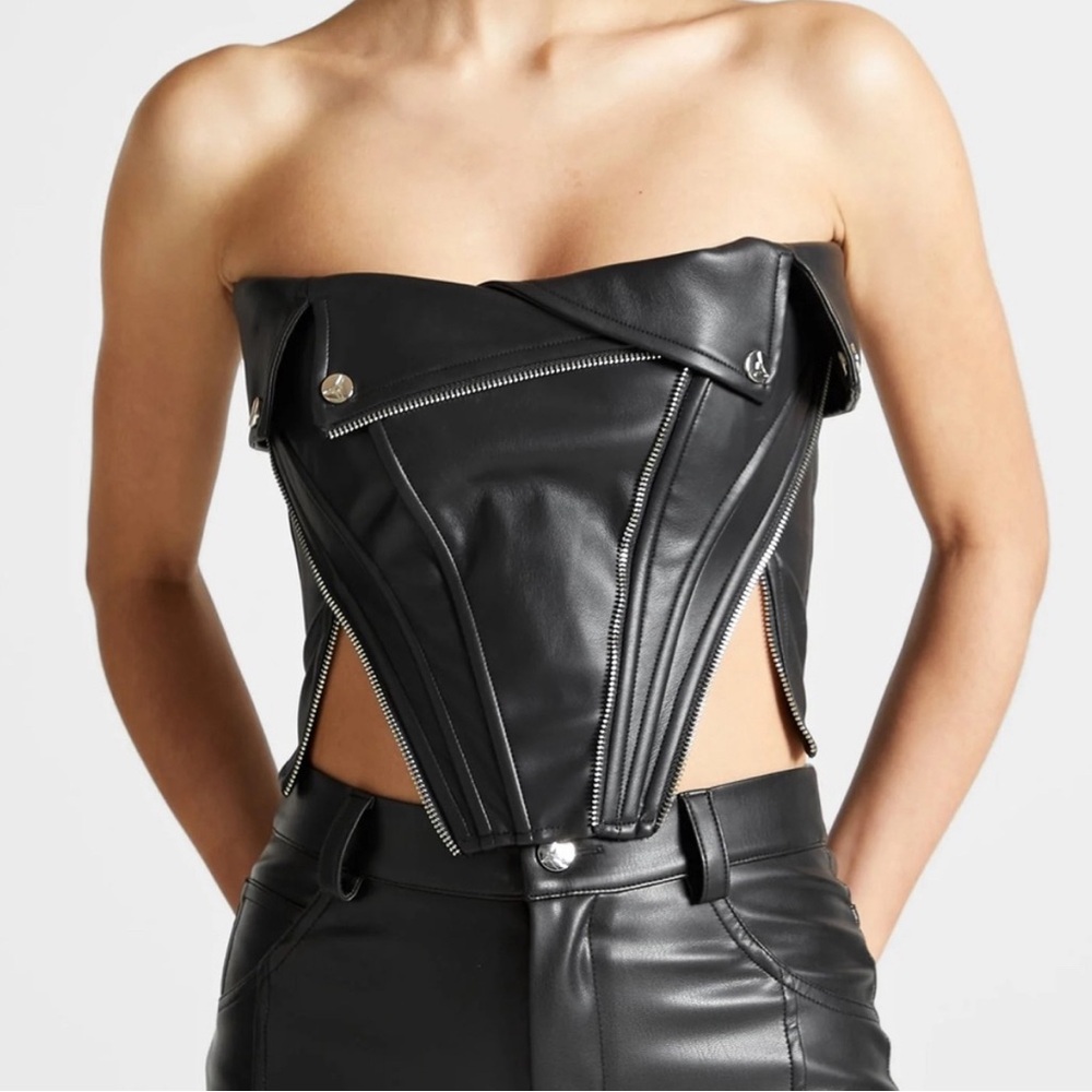Manière De Voir Vegan Leather Biker Corset
Black Size US 6 / UK 10 NWT